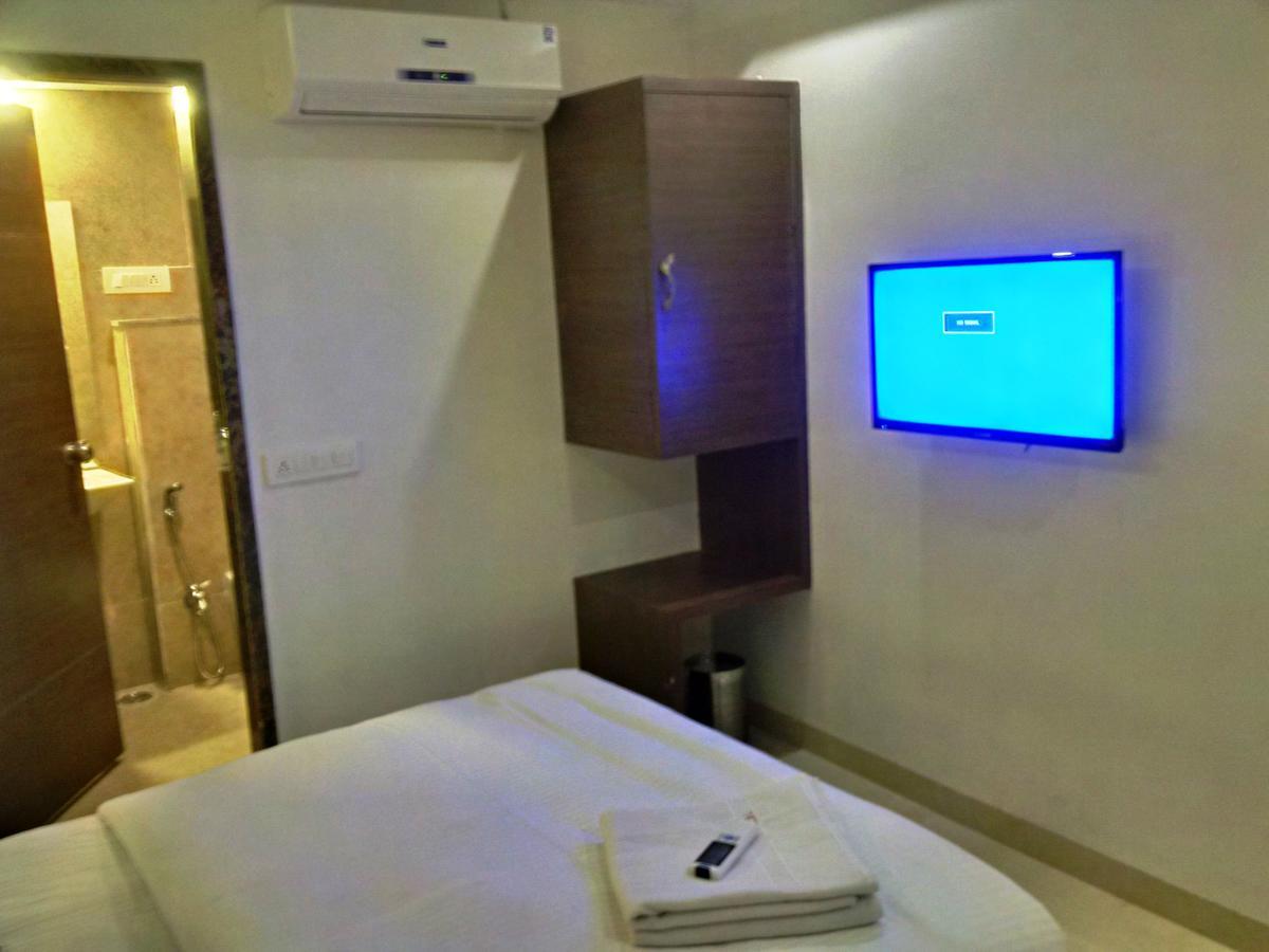 Hotel Chandragupta Ujjain Exterior photo